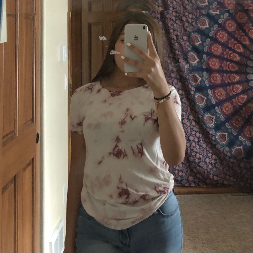 Maroon thin tie dye t shirt